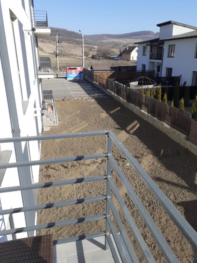 Sara Apartman Livezeni  Exterior foto